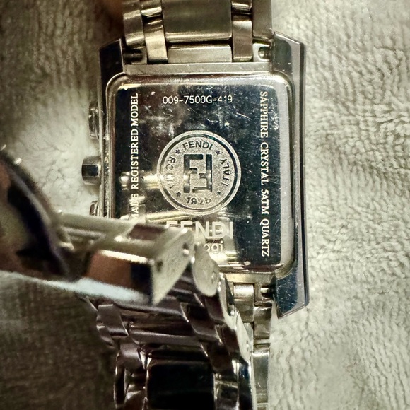 Fendi watch - Picture 4 of 7